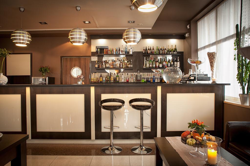 Planeta Hotel 梅尔诺 外观 照片