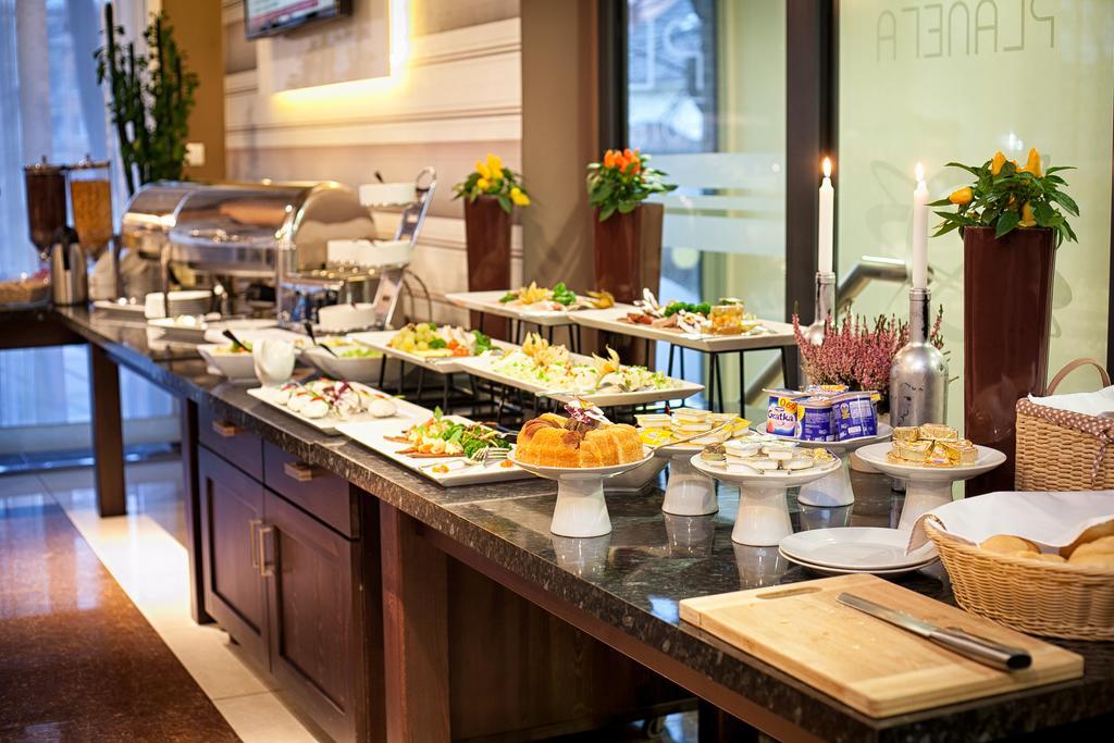 Planeta Hotel 梅尔诺 外观 照片