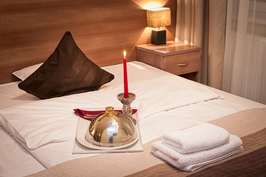 Planeta Hotel 梅尔诺 外观 照片