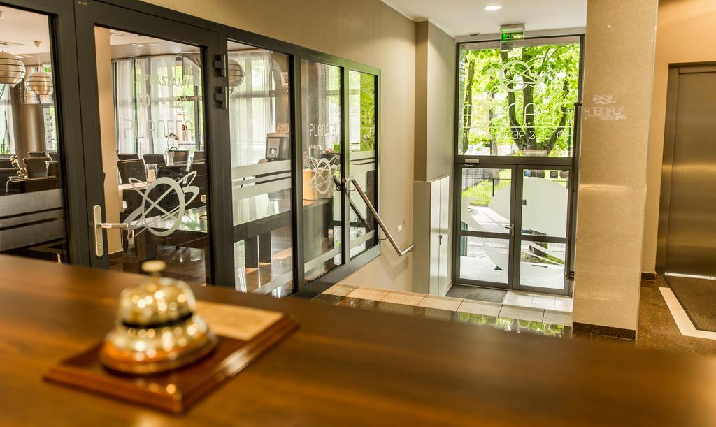Planeta Hotel 梅尔诺 外观 照片